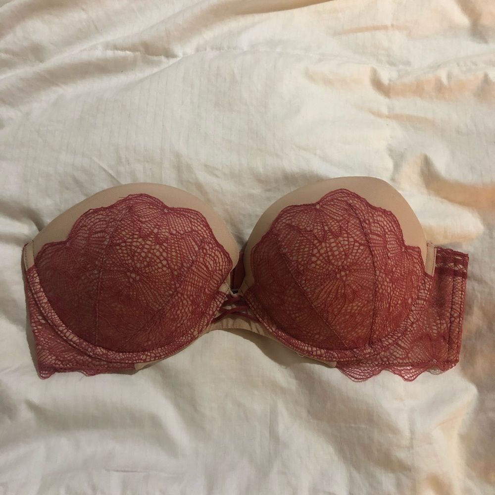 Strapless VS Bra